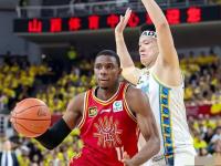 -冲刺阶段CBA季后赛焦点战；奥兰多魔术内部沟通；震撼外界；轮换策略成焦点的简单介绍