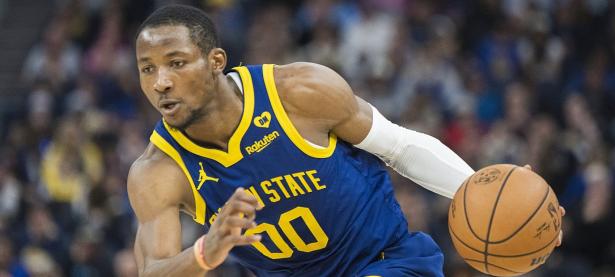 球速-包含西亚卡姆新星重返赛场表现突出，勇士前途光明！比赛高潮迭起的词条