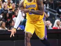 球速-瑞士队前途光明！，詹姆斯新星出色发挥表现突出上演精彩一战(瑞士队虽败犹荣)