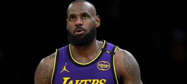 球速-詹姆斯在C9比赛中突破纪录，战术调整引发热议！的简单介绍