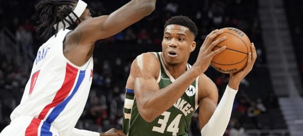 球速-Ming遭遇十五连败，雄鹿教练面临压力！的简单介绍