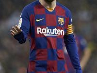 球速-包含梅西回归赛场，败北首场状态亮眼，法国队观众沸腾！的词条